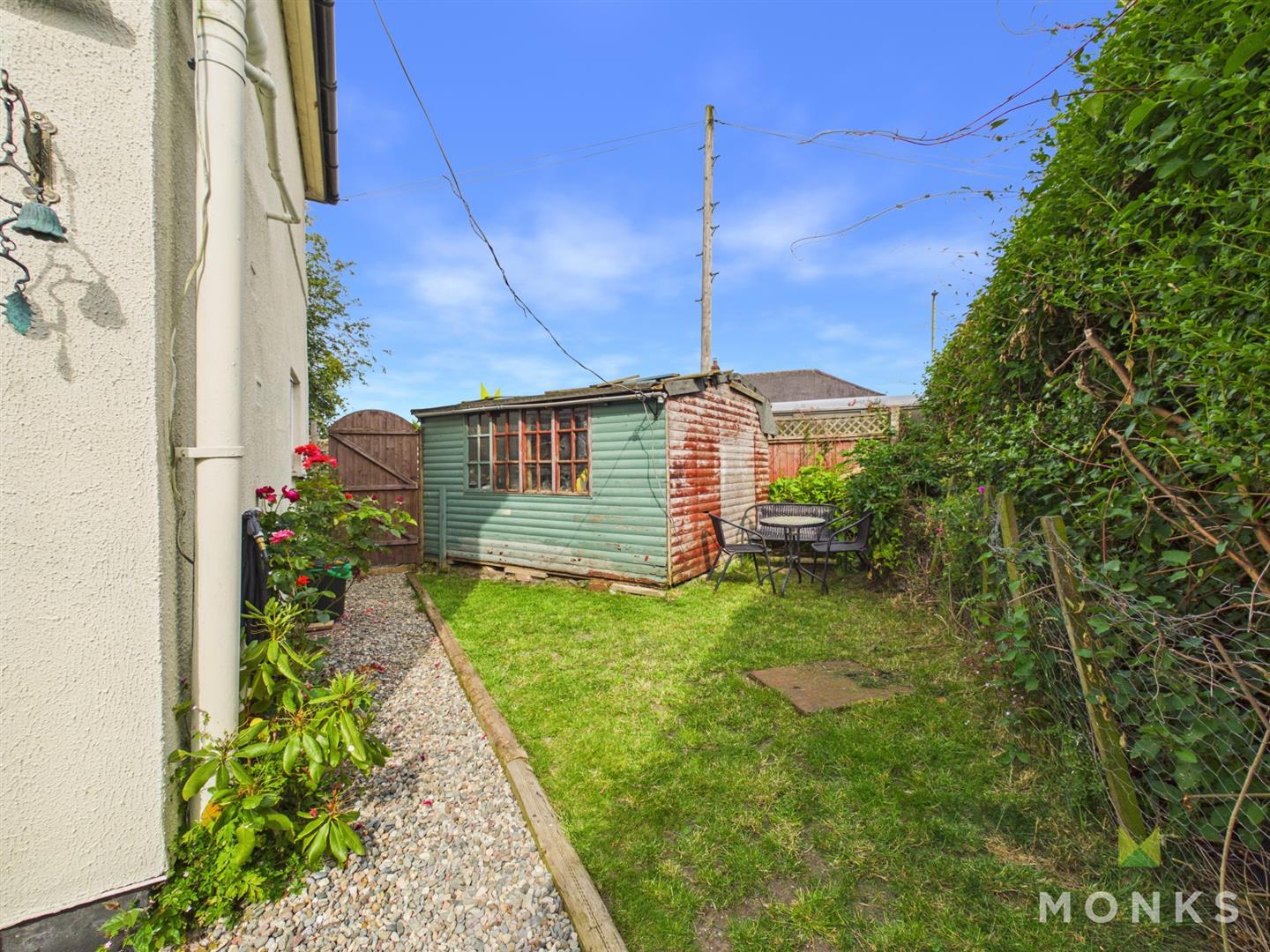 33 Moors Bank, Oswestry, SY10 7BG For Sale
